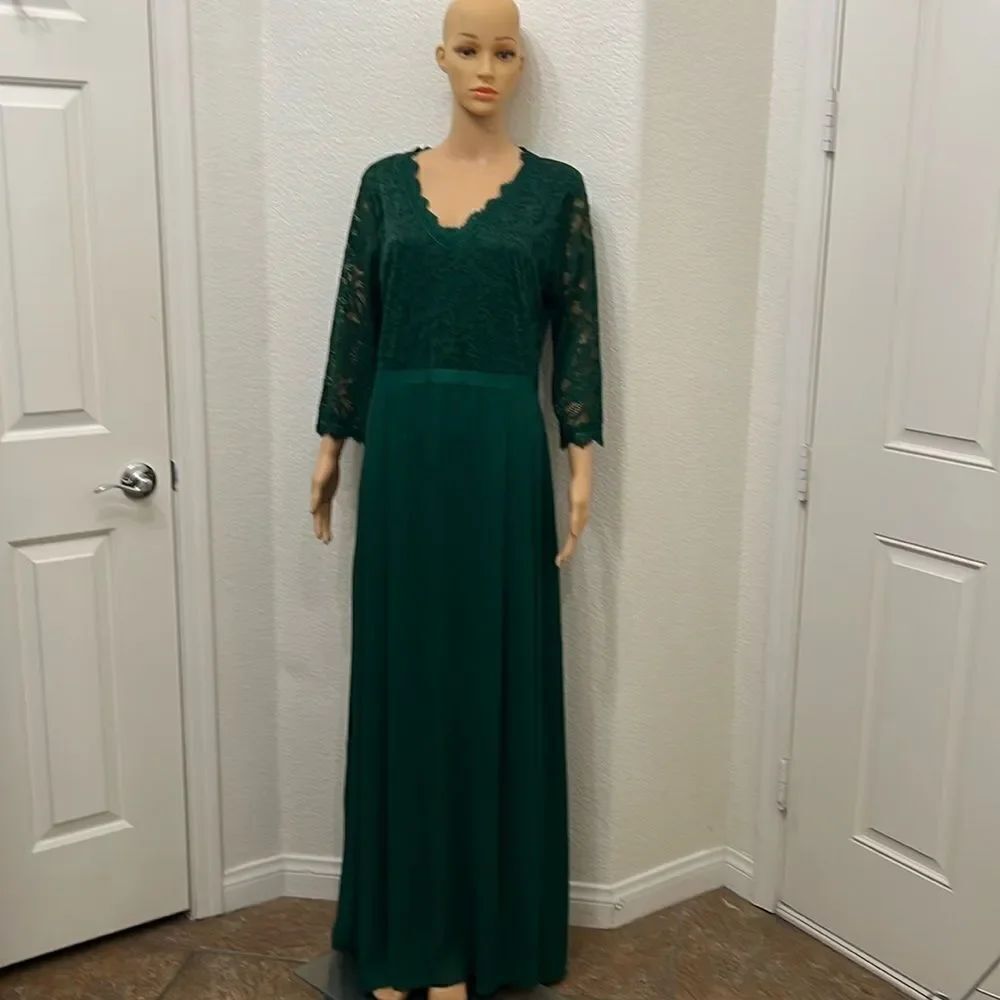 Missmny Dress Sz XL V Neck Hunter Christmas Green Floral Lace Formal Holiday NEW